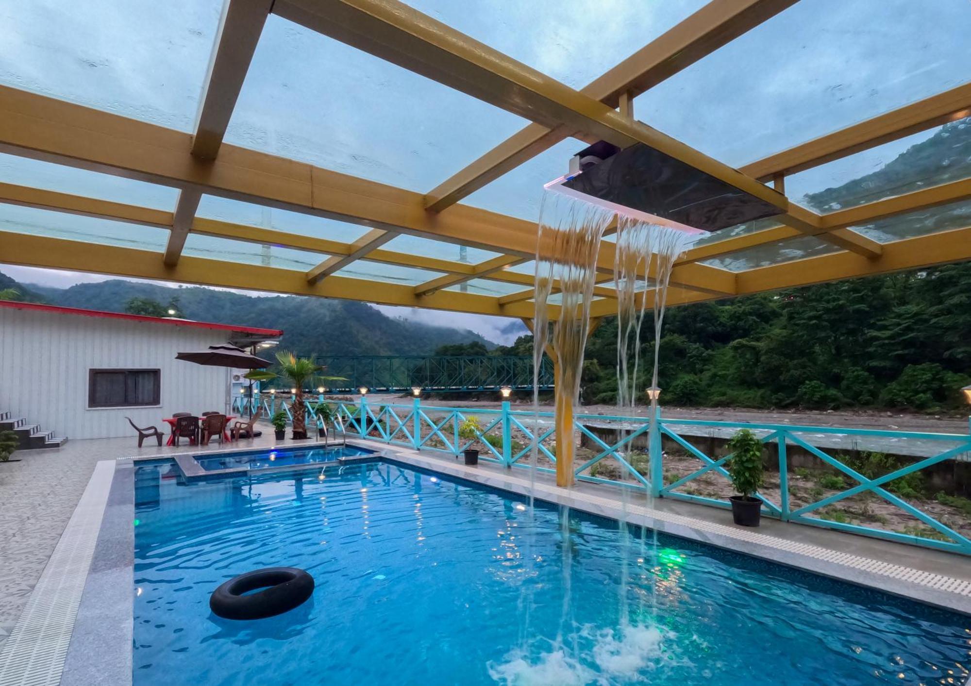 MR River Resort Rishīkesh Exterior foto