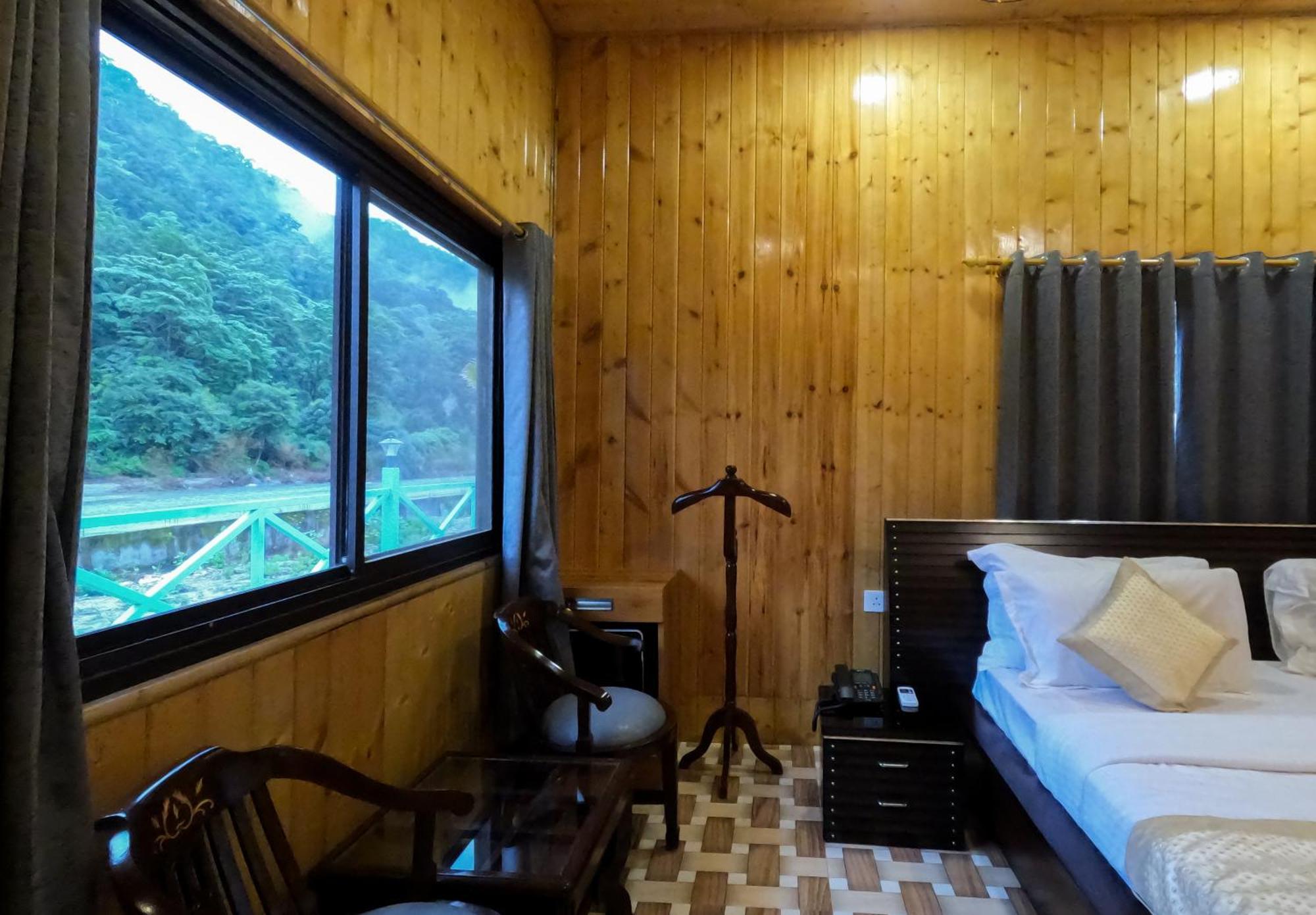MR River Resort Rishīkesh Exterior foto